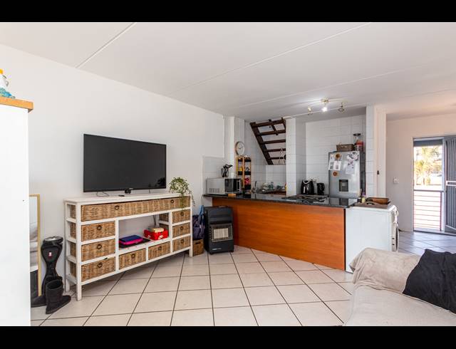 1 BEDROOM APARTMENT FOR SALE IN PARKLANDS